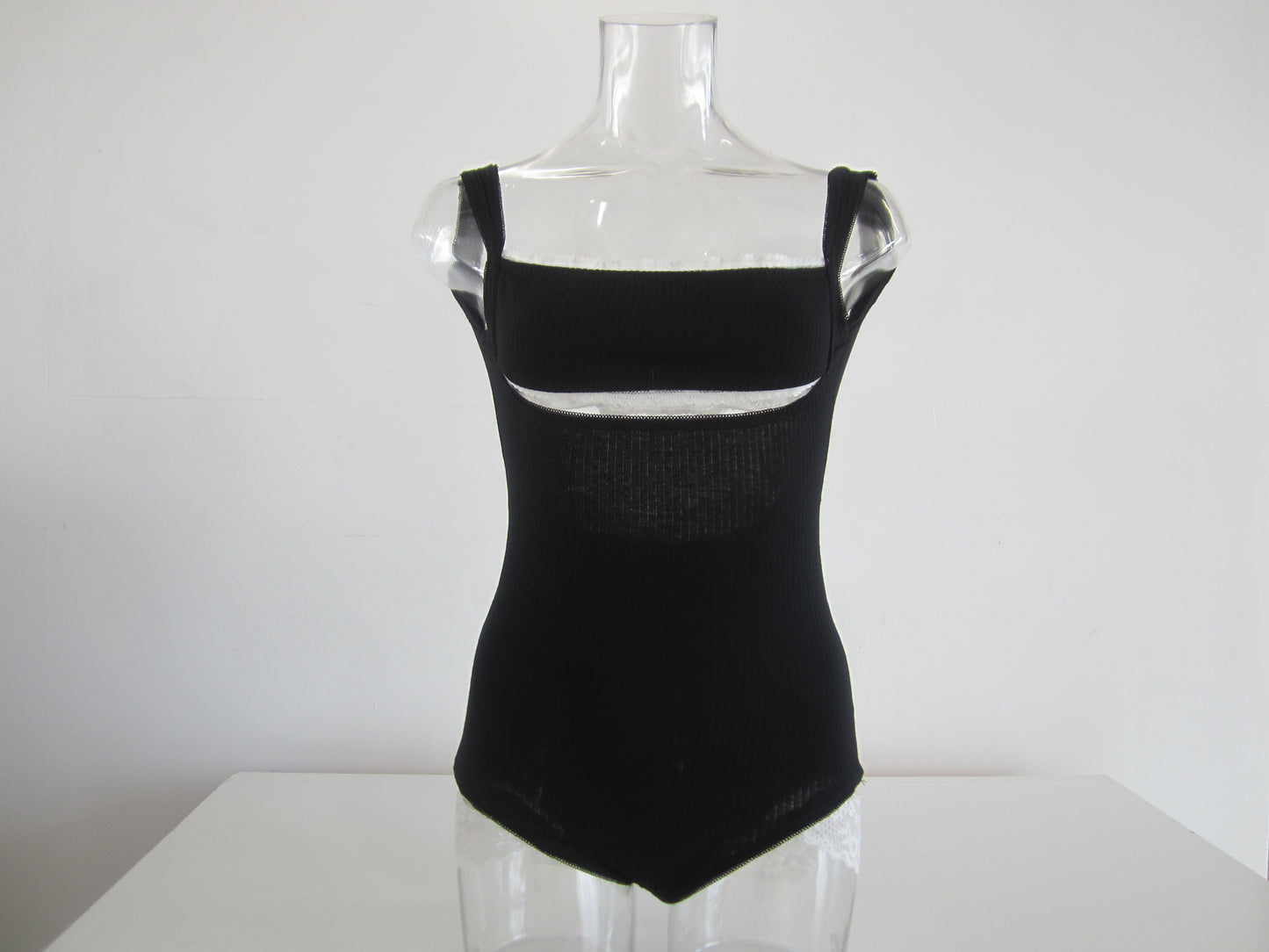 back open lib lace body suit