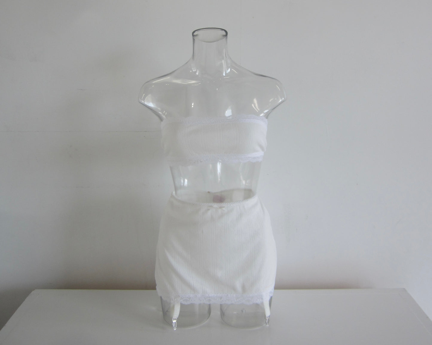 innerchild logo garter lace skirt