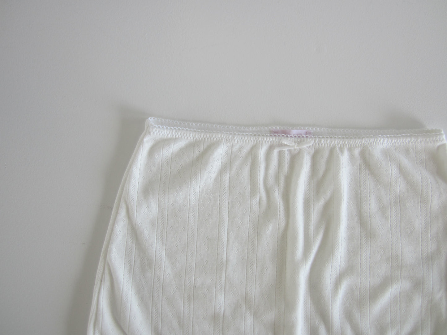 innerchild logo garter lace skirt