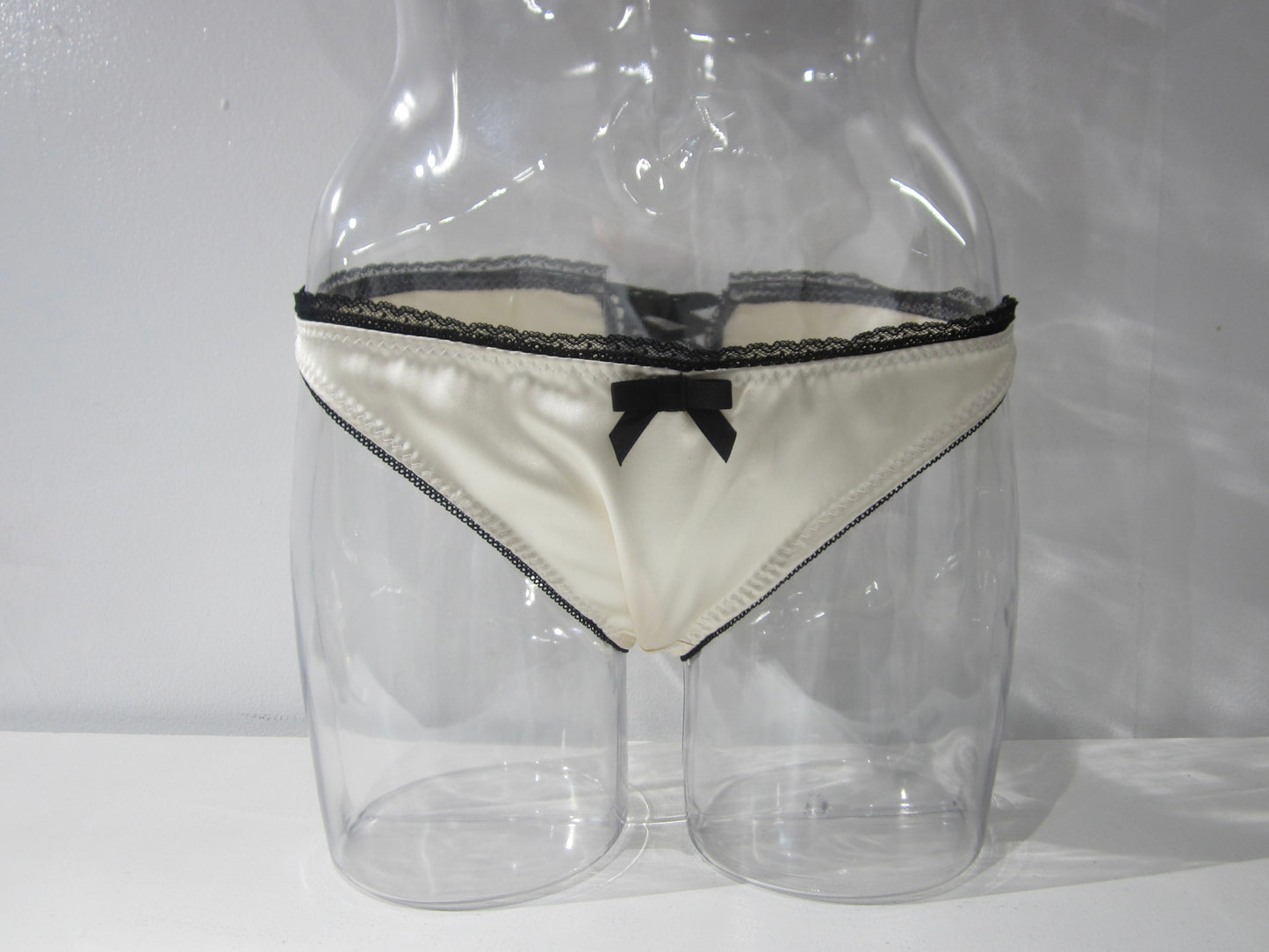 satin Lace-upshorts