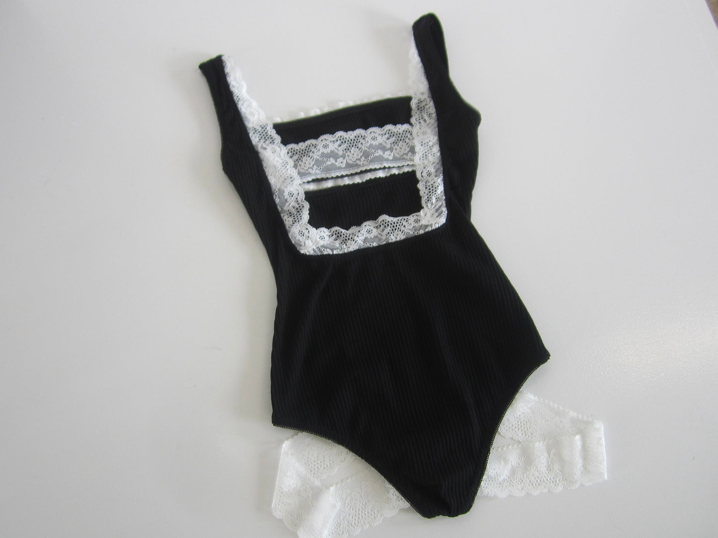 back open lib lace body suit