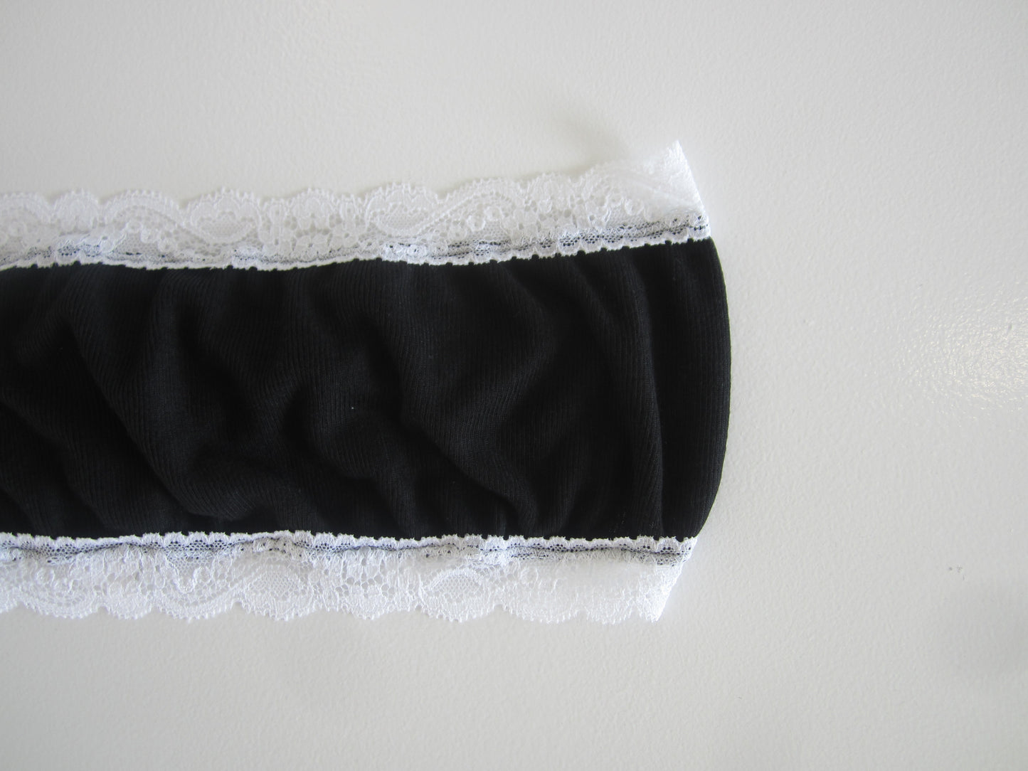 innerchild logo lace bra top