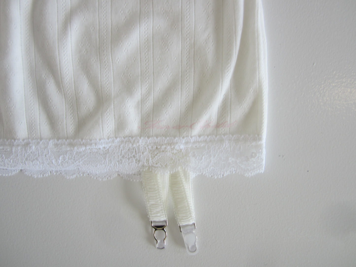 innerchild logo garter lace skirt