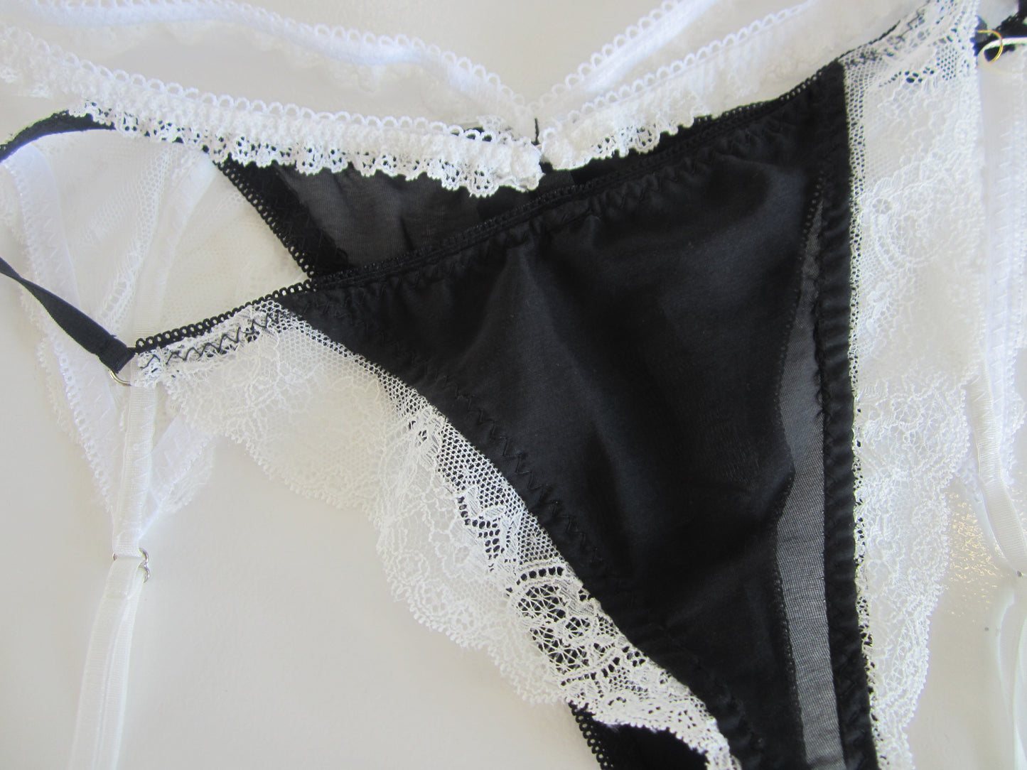 lace silkcotton garter shorts