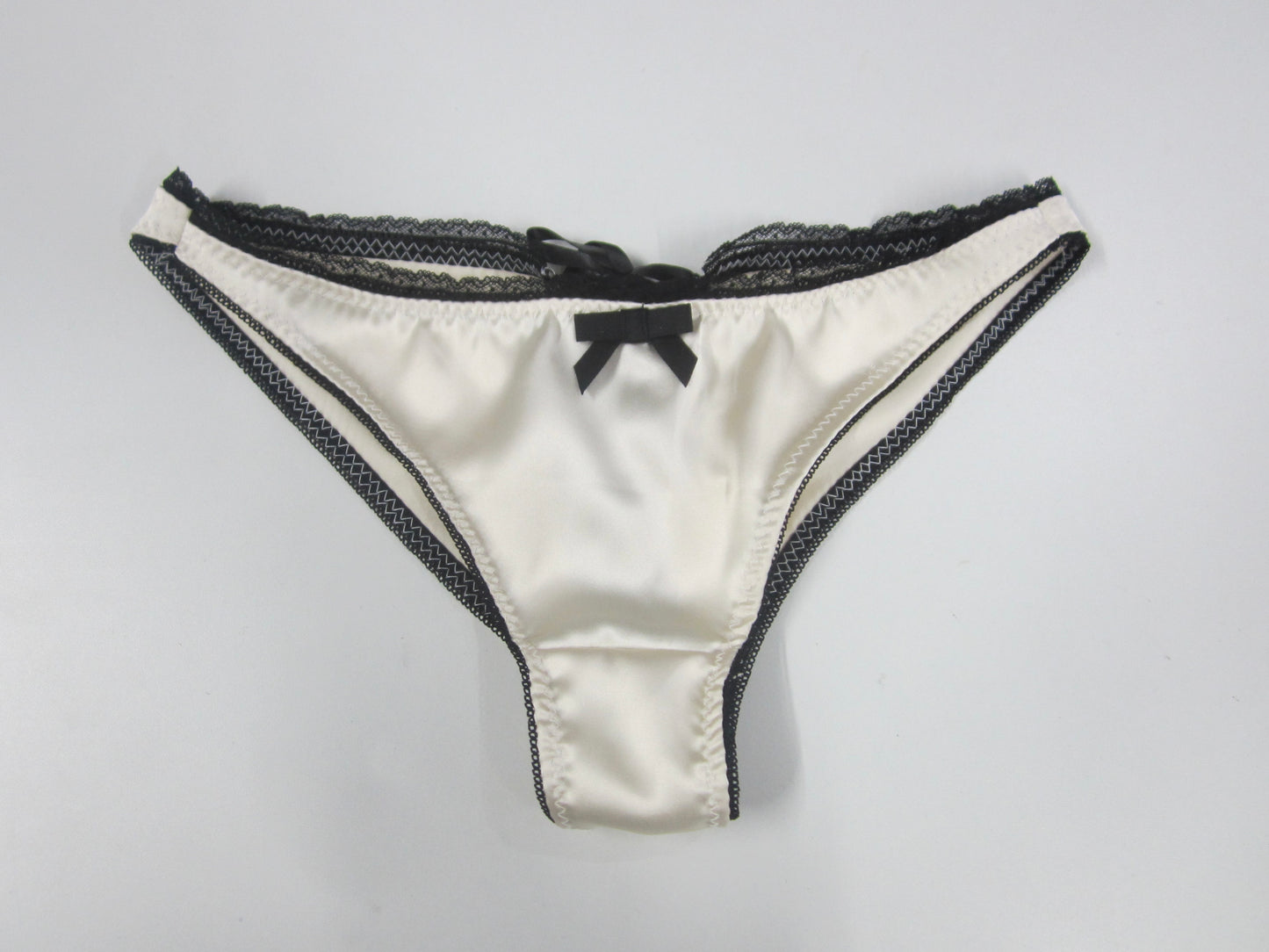 satin Lace-upshorts