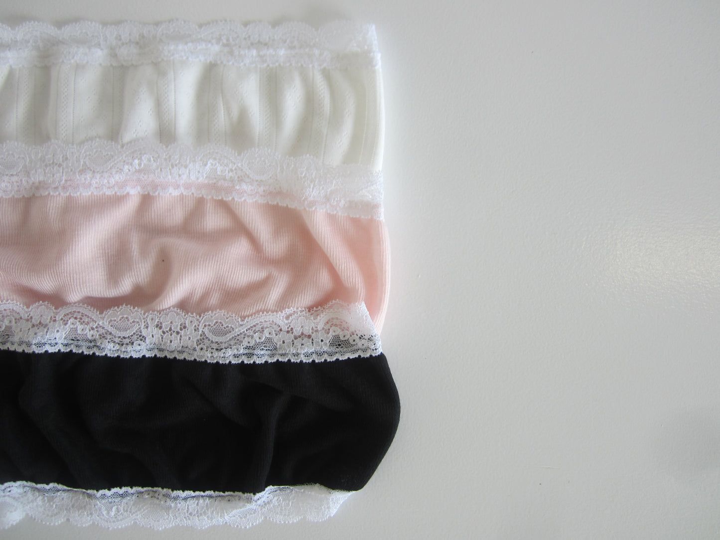 innerchild logo lace bra top