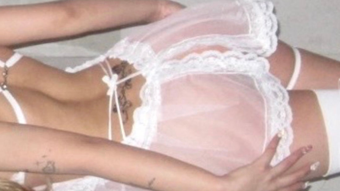 lace ribbon tanga