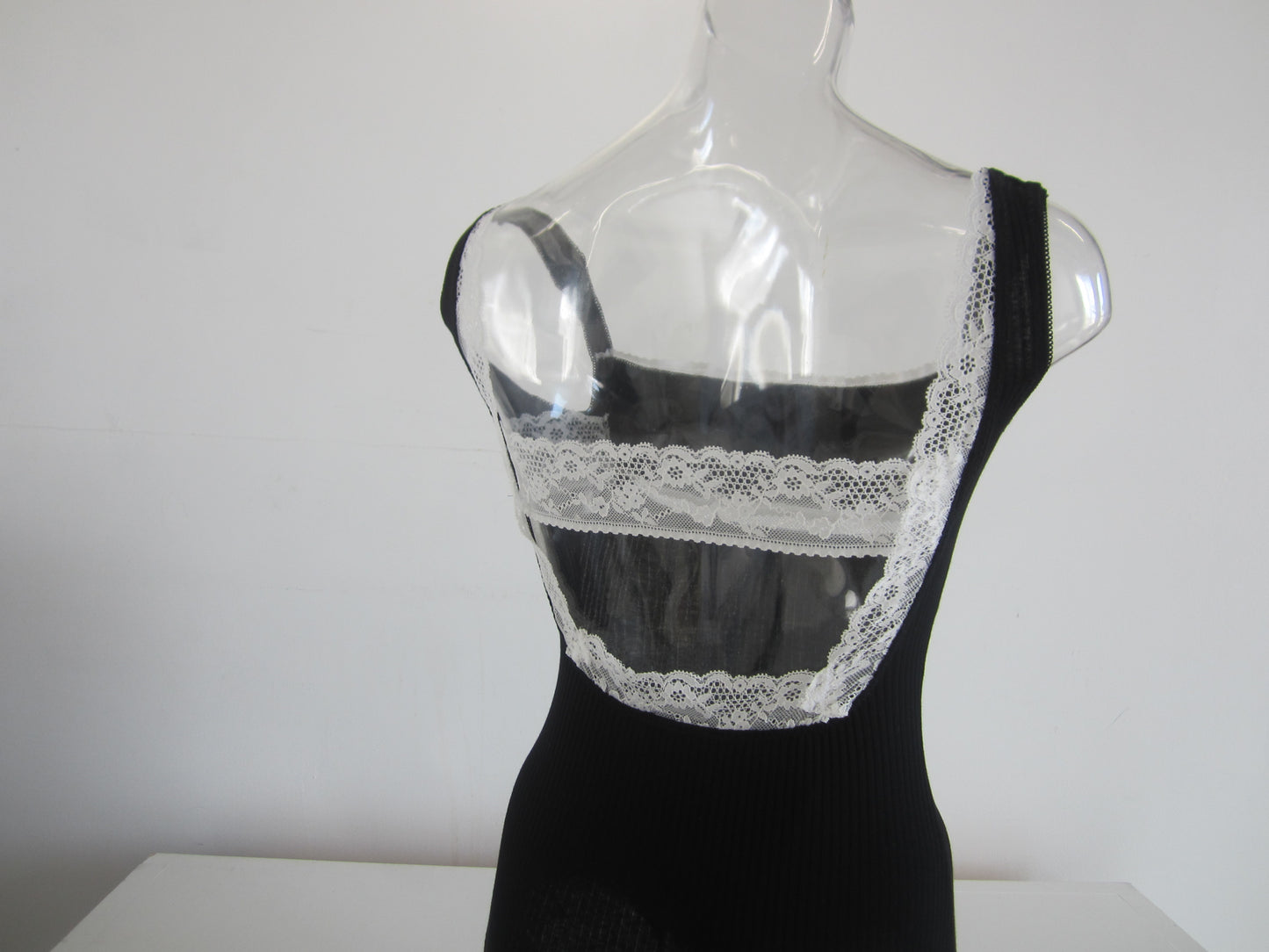 back open lib lace body suit