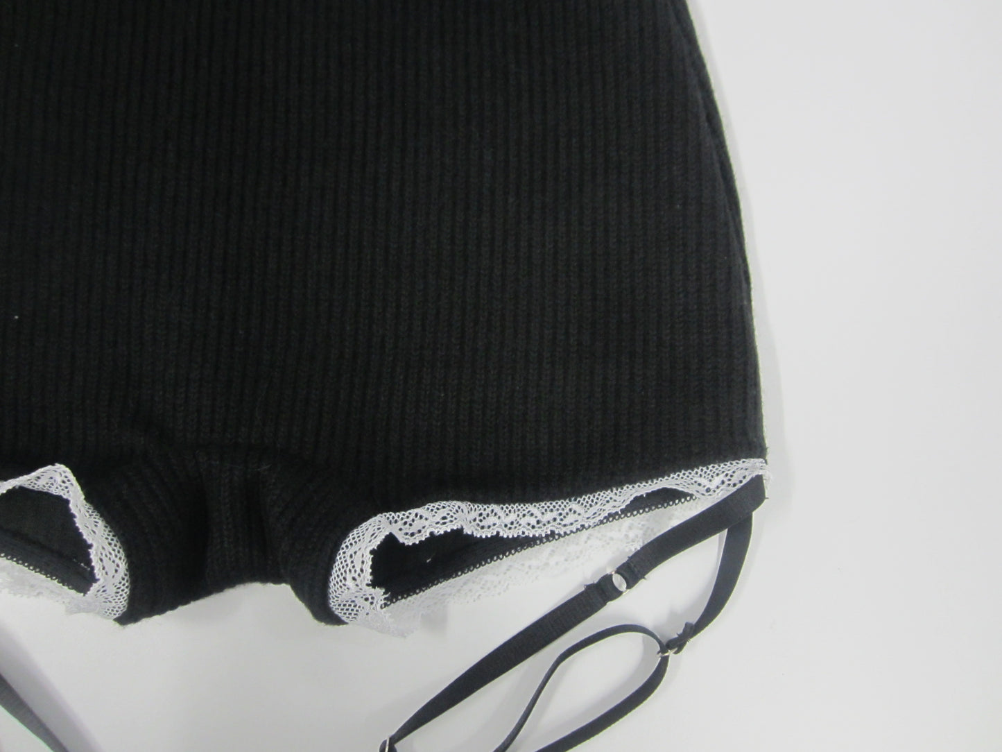 lib lace short pants