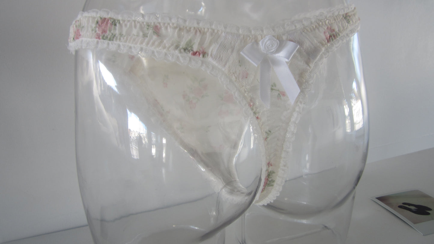 Rose tanga