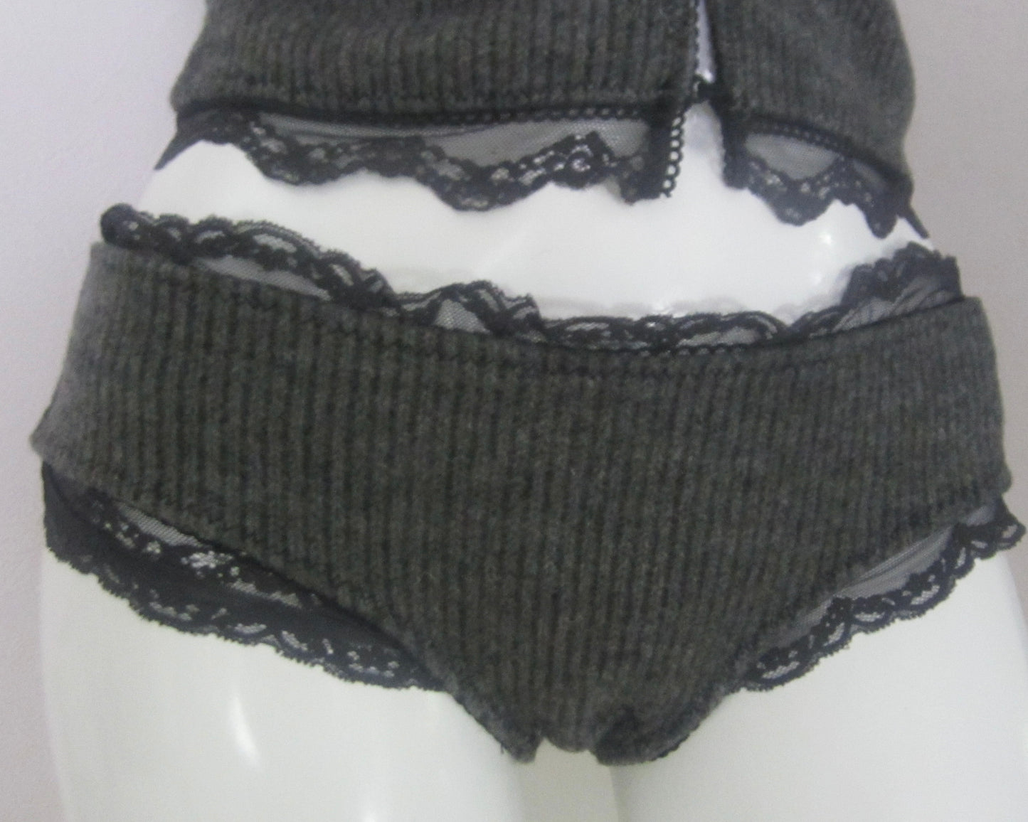 lace rib layered shorts