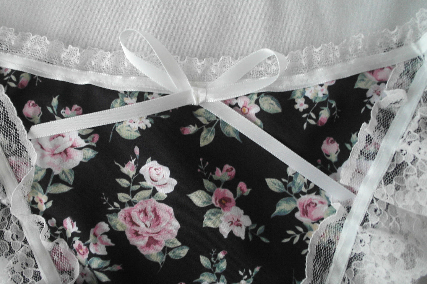 Flower lace Bikin and shorts