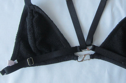 carabina triangle bra