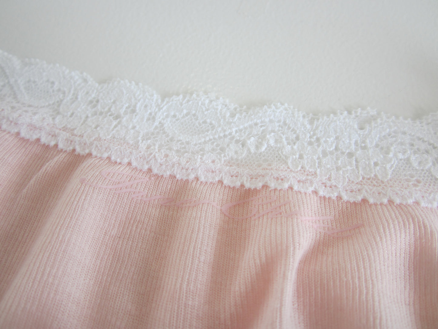 innerchild logo lace hige shorts