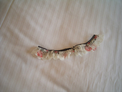 sweet lace leg strap