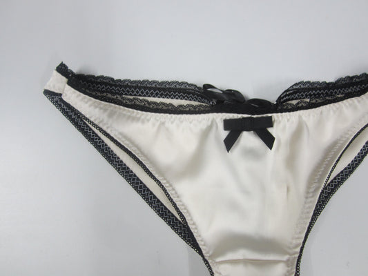 satin Lace-upshorts