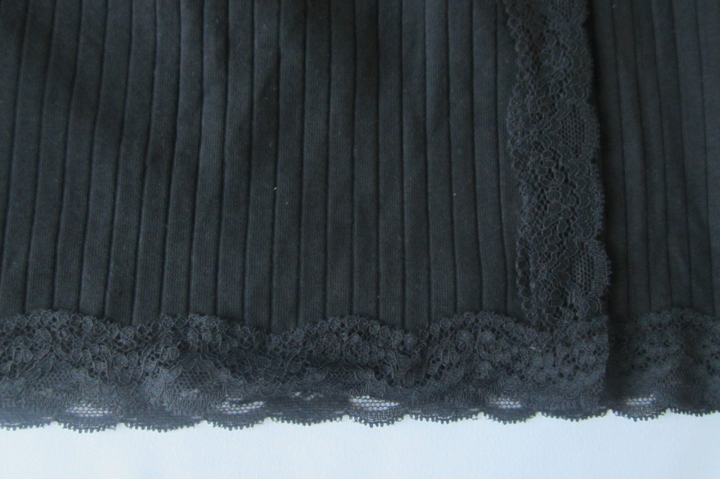 medium slit skirt
