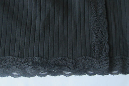 medium slit skirt