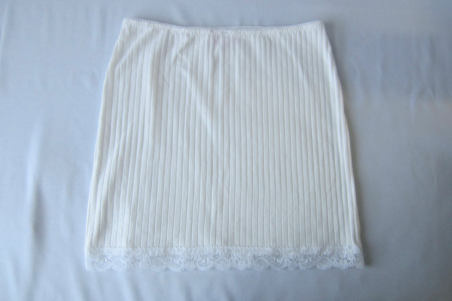 medium slit skirt