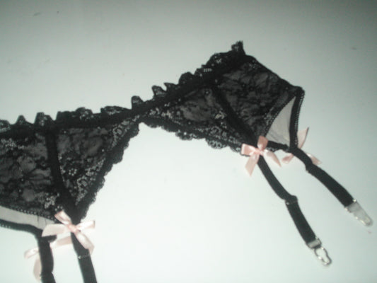 Ribbon doll garter