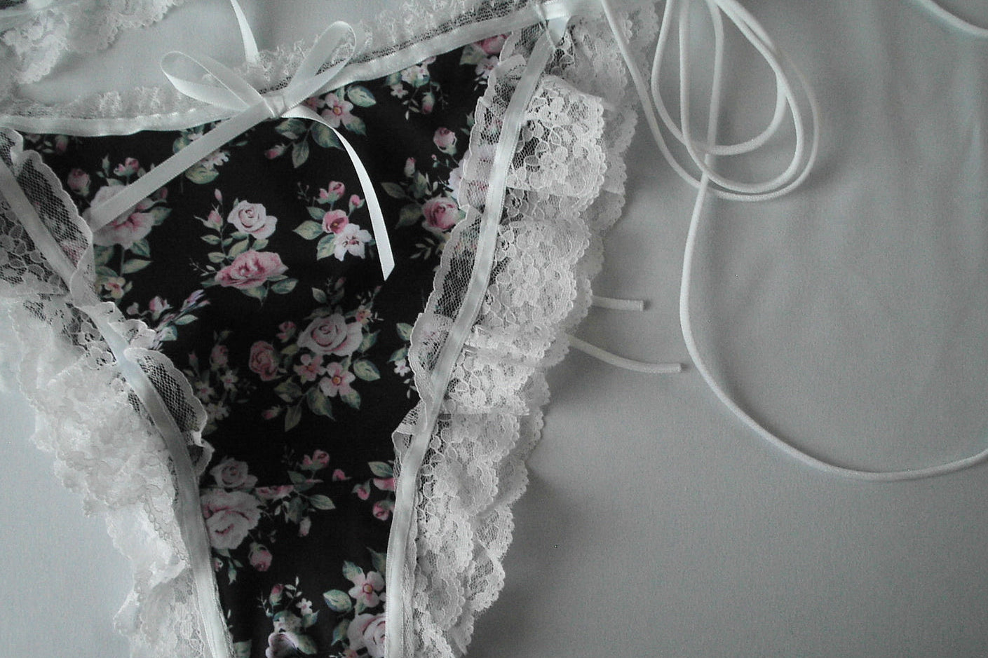 Flower lace Bikin and shorts