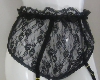 Rose lace garter shorts