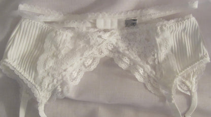 rib lace garter