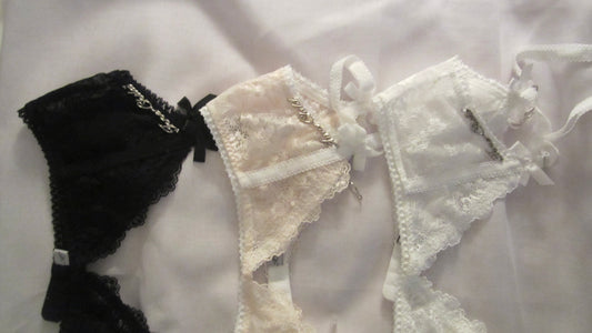 lace ribbon garter