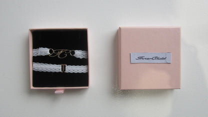 IC logo charm lace choker