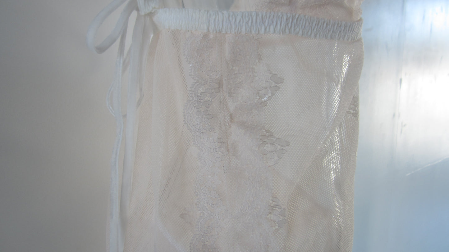 Rose lace slip